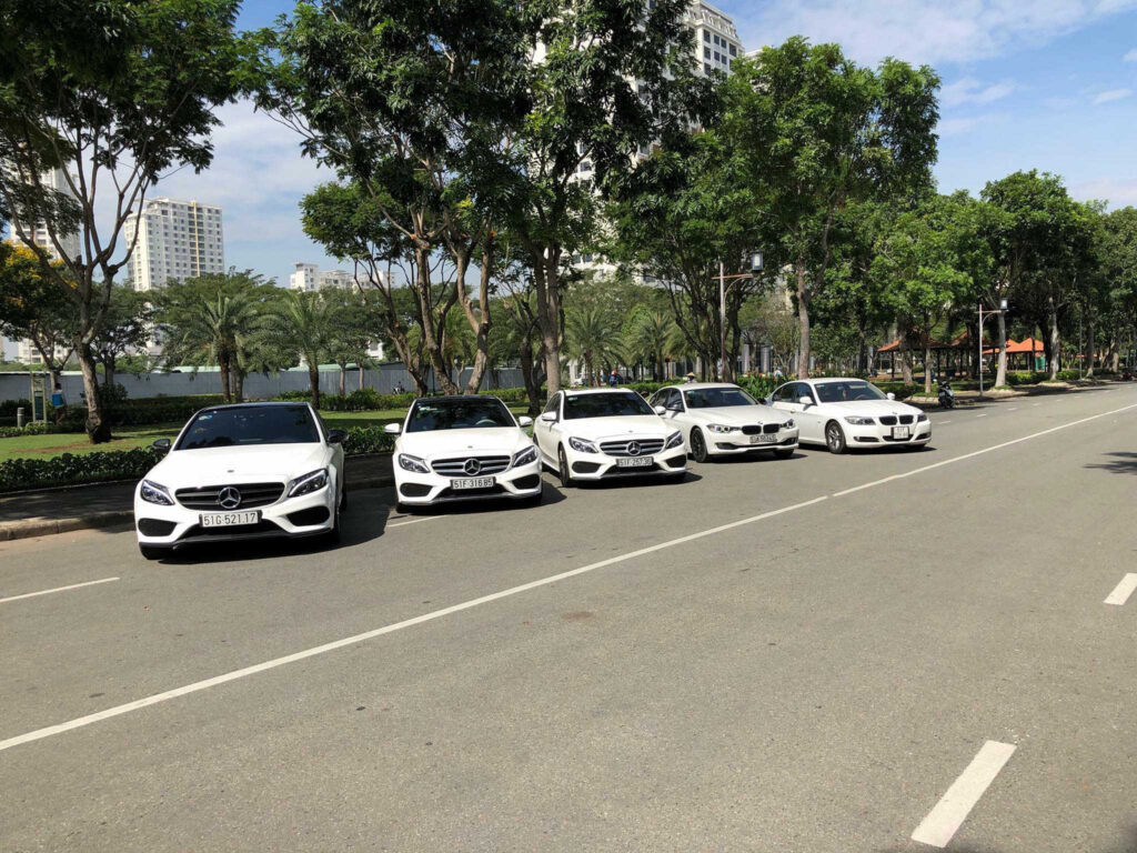 xe tự lái sẵn sàng cho chuyến đi xe tự lái sẵn sàng cho chuyến đi