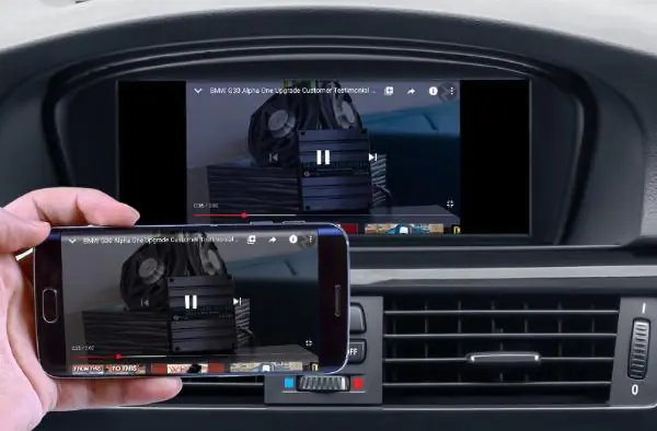 Screen mirroring YouTube trên Android Auto với ApowerMirror