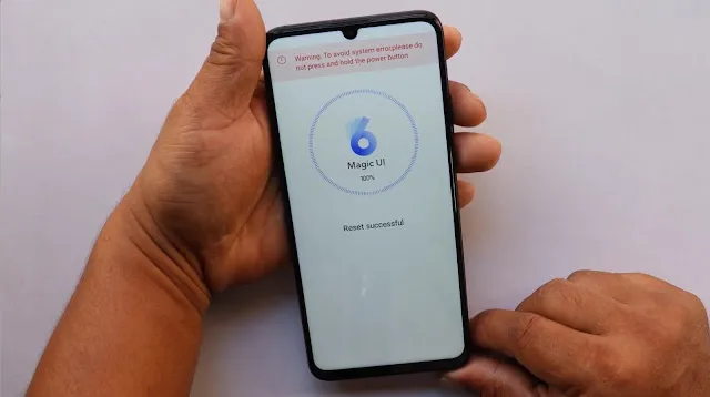earasing-phone